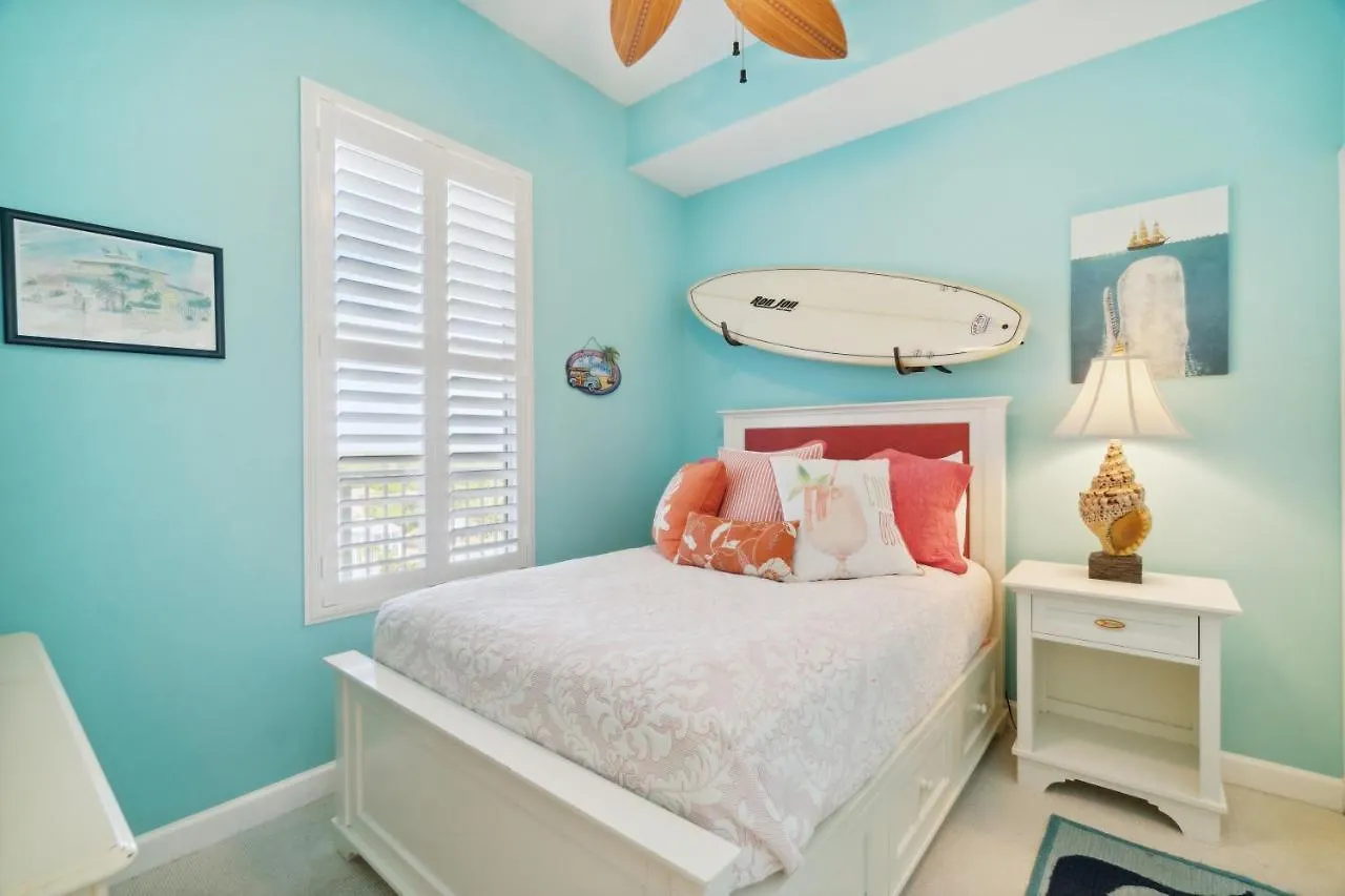 Apartment Stunning 3Bd Beachfront Condo! Beach Chair Service Included! By Dolce Vita Getaways Pcb Panama City Beach United States